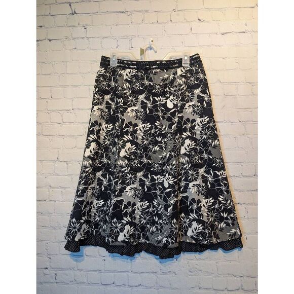 Christopher & Banks A-line skirt size 6 - Picture 1 of 3